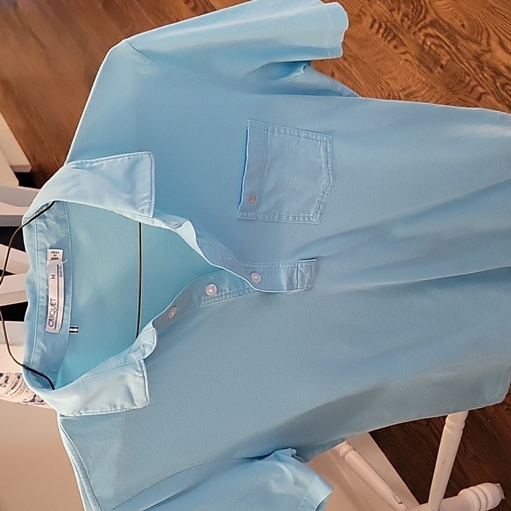 Criquet medium slim fit polo. Light blue